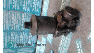 Gebruikte Servopomp Mercedes 200 - 500 Prijs op aanvraag aangeboden door "Altijd Raak" Penders