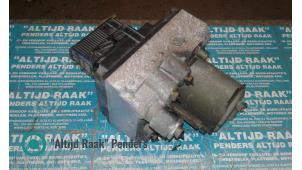 Gebruikte ABS Pomp Mercedes E (W210) 4.2 E-420 32V Prijs op aanvraag aangeboden door "Altijd Raak" Penders