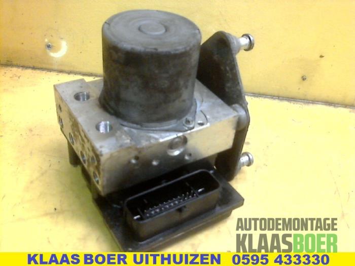 Gebruikte ABS Pomp Renault Clio II (BB/CB) 1.2 16V Prijs € 50,00 Margeregeling aangeboden door Autodemontage Klaas Boer