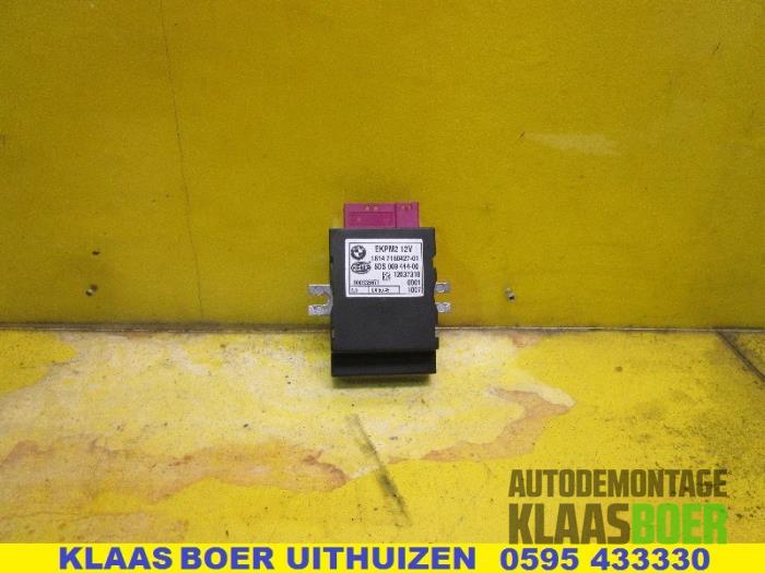 Gebruikte Brandstofpomp module BMW 5 serie (E60) 520d 16V Corporate Lease Prijs € 50,00 Margeregeling aangeboden door Autodemontage Klaas Boer