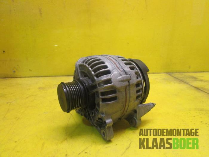 Gebruikte Dynamo Volkswagen Golf V (1K1) 1.9 TDI Prijs € 45,00 Margeregeling aangeboden door Autodemontage Klaas Boer