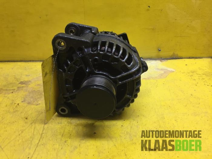 Gebruikte Dynamo Renault Clio III (BR/CR) 1.5 dCi 70 Prijs € 40,00 Margeregeling aangeboden door Autodemontage Klaas Boer