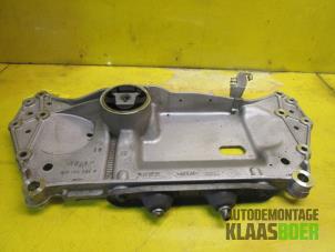 Gebruikte Subframe Volkswagen Golf V (1K1) 1.9 TDI Prijs € 70,00 Margeregeling aangeboden door Autodemontage Klaas Boer