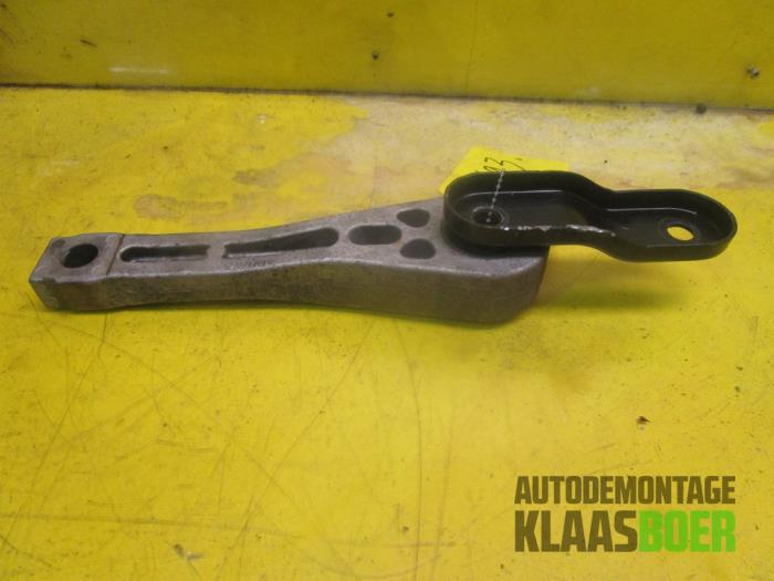 Gebruikte Motorrubber Volkswagen Golf V (1K1) 1.9 TDI Prijs € 30,00 Margeregeling aangeboden door Autodemontage Klaas Boer