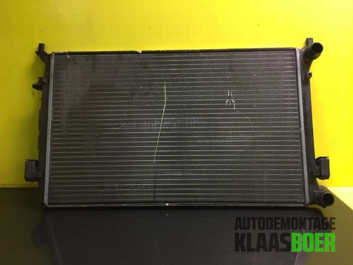 Gebruikte Radiateur Volkswagen Passat (3C2) 2.0 FSI 16V Prijs € 75,00 Margeregeling aangeboden door Autodemontage Klaas Boer