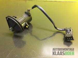 Gebruikte Gasklep Positiesensor Saab 9-3 I (YS3D) 2.2 TiD 16V Prijs € 20,00 Margeregeling aangeboden door Autodemontage Klaas Boer