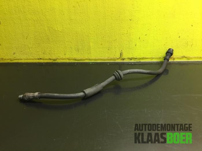 Gebruikte Remslang achter BMW Mini (R50/53) 1.6 16V Cooper Prijs € 10,00 Margeregeling aangeboden door Autodemontage Klaas Boer