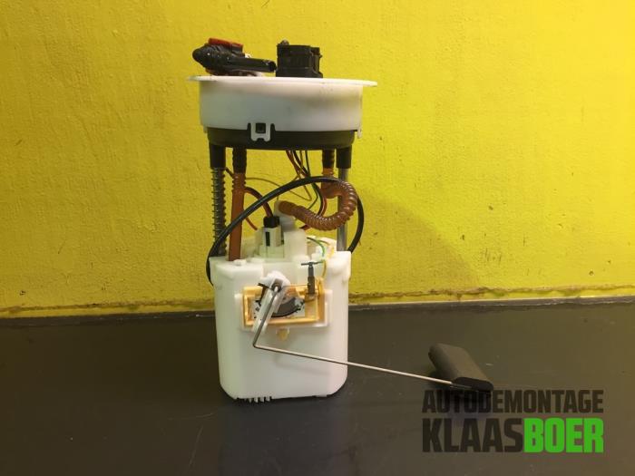 Gebruikte Tank element Pomp Opel Agila (B) 1.2 16V Prijs € 70,00 Margeregeling aangeboden door Autodemontage Klaas Boer