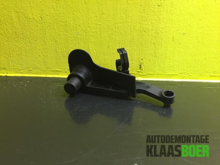 Gebruikte Nokkenas Sensor Peugeot 307 (3A/C/D) 1.6 16V Prijs € 20,00 Margeregeling aangeboden door Autodemontage Klaas Boer