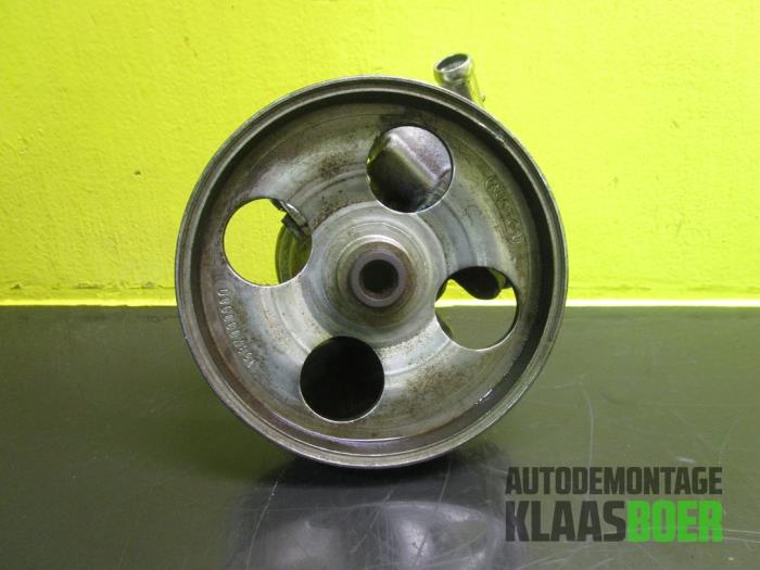 Gebruikte Servopomp Peugeot Bipper (AA) 1.4 HDi Prijs € 85,00 Margeregeling aangeboden door Autodemontage Klaas Boer