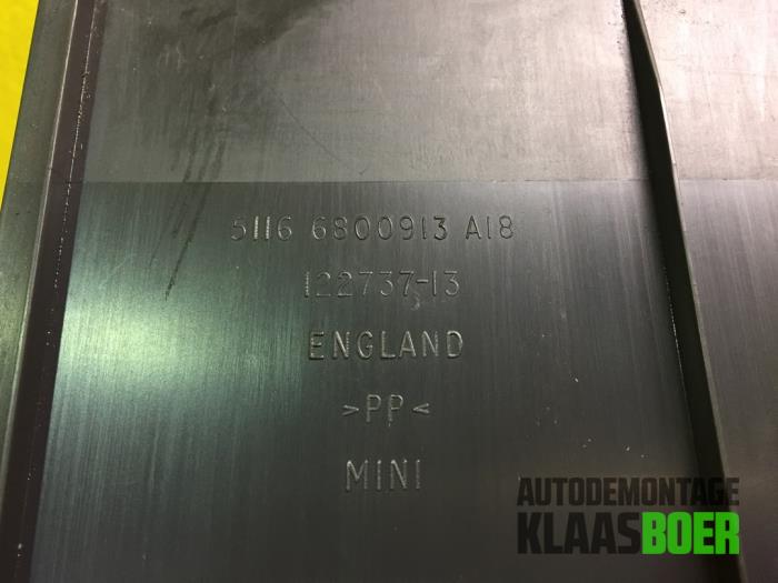 Dashboard deel van een MINI Mini One/Cooper (R50) 1.6 16V One 2001