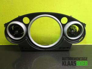 Gebruikte Kilometerteller sierlijst BMW Mini One/Cooper (R50) 1.6 16V One Prijs € 35,00 Margeregeling aangeboden door Autodemontage Klaas Boer