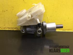 Gebruikte Hoofdremcilinder BMW Mini One/Cooper (R50) 1.6 16V Cooper Prijs € 25,00 Margeregeling aangeboden door Autodemontage Klaas Boer