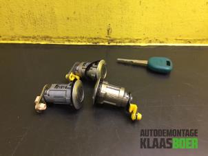 Gebruikte Slotenset Cilinder (compleet) Kia Rio (DC22/24) 1.3 Prijs € 30,00 Margeregeling aangeboden door Autodemontage Klaas Boer