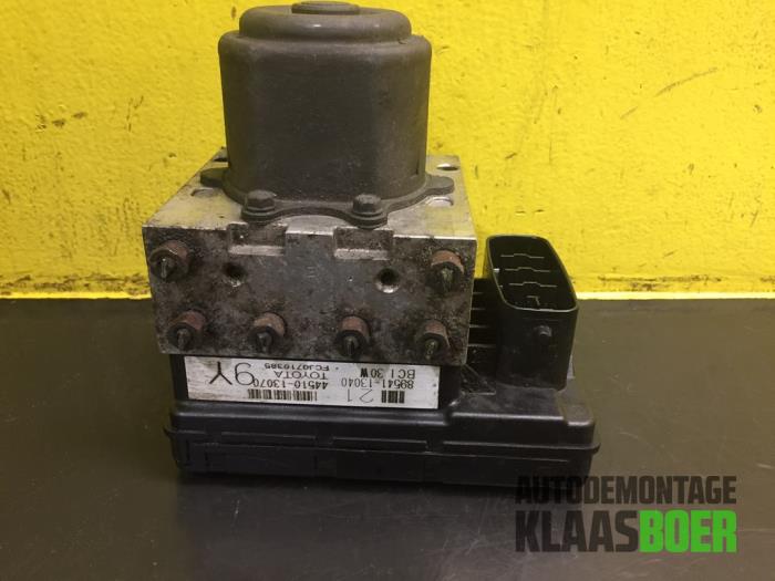Gebruikte ABS Pomp Toyota Corolla Verso (E12) 2.0 D-4D 16V 90 Prijs € 125,00 Margeregeling aangeboden door Autodemontage Klaas Boer