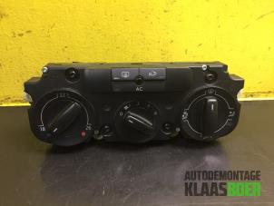 Gebruikte Chaufage Bedieningspaneel Volkswagen Passat (3C2) 1.9 TDI Prijs € 30,00 Margeregeling aangeboden door Autodemontage Klaas Boer