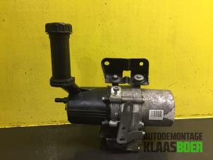 Gebruikte Stuurbekrachtiging Pomp Peugeot 5008 I (0A/0E) 1.6 VTI 16V Prijs € 275,00 Margeregeling aangeboden door Autodemontage Klaas Boer