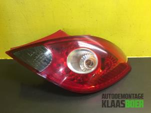 Gebruikte Achterlicht rechts Opel Corsa D 1.0 Prijs € 25,00 Margeregeling aangeboden door Autodemontage Klaas Boer