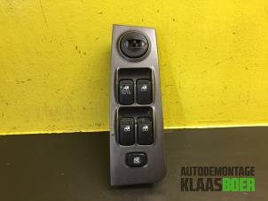 Gebruikte Combischakelaar ramen Hyundai Matrix 1.6 16V Prijs € 35,00 Margeregeling aangeboden door Autodemontage Klaas Boer