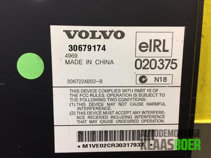 Radio versterker van een Volvo XC90 I 2.9 T6 24V 2003