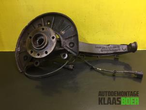 Gebruikte Asschenkel rechts-voor Volkswagen Touareg (7LA/7L6) 2.5 TDI R5 Prijs € 50,00 Margeregeling aangeboden door Autodemontage Klaas Boer