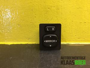Gebruikte Spiegel Schakelaar Toyota Yaris II (P9) 1.0 12V VVT-i Prijs € 15,00 Margeregeling aangeboden door Autodemontage Klaas Boer
