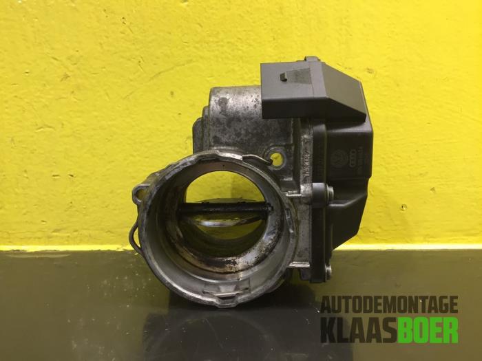 Gebruikte Gasklephuis Volkswagen Caddy III (2KA,2KH,2CA,2CH) 1.9 TDI Prijs € 25,00 Margeregeling aangeboden door Autodemontage Klaas Boer