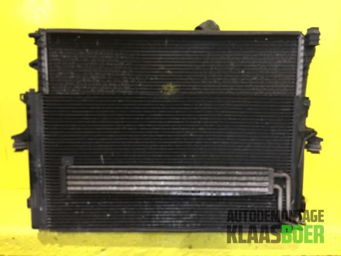 Gebruikte Radiateur Volkswagen Touareg (7LA/7L6) 2.5 TDI R5 Prijs € 200,00 Margeregeling aangeboden door Autodemontage Klaas Boer
