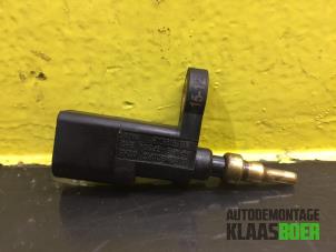 Gebruikte Temperatuursensor Motor Volkswagen Up! (121) 1.0 12V 75 Prijs € 10,00 Margeregeling aangeboden door Autodemontage Klaas Boer