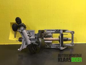 Gebruikte Stuurkolom compleet BMW Mini One/Cooper (R50) 1.6 16V Cooper Prijs € 75,00 Margeregeling aangeboden door Autodemontage Klaas Boer
