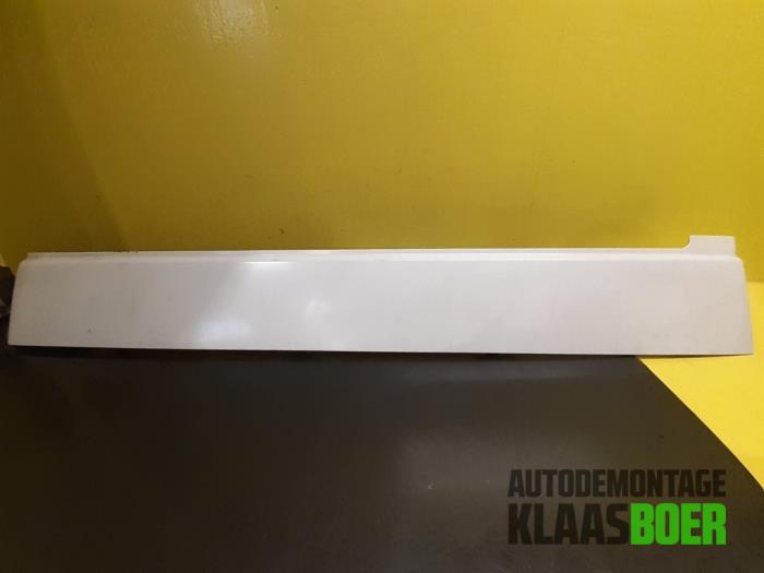 Gebruikte Diversen Volkswagen Transporter T5 2.5 TDi PF Prijs € 40,00 Margeregeling aangeboden door Autodemontage Klaas Boer