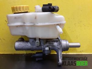 Gebruikte Hoofdremcilinder Volkswagen Polo V (6R) 1.6 TDI 16V 90 Prijs € 20,00 Margeregeling aangeboden door Autodemontage Klaas Boer