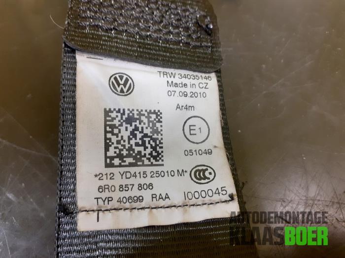 Veiligheidsgordel rechts-achter van een Volkswagen Polo V (6R) 1.6 TDI 16V 90 2011