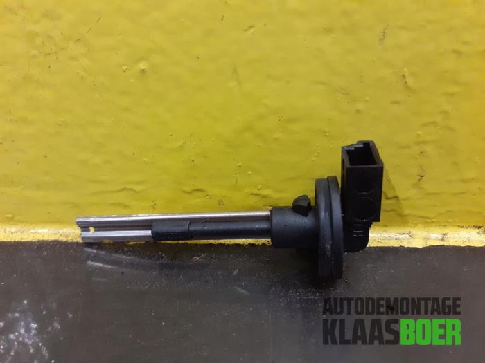 Gebruikte Temperatuursensor binnen BMW 1 serie (E87/87N) 118d 16V Prijs € 7,50 Margeregeling aangeboden door Autodemontage Klaas Boer