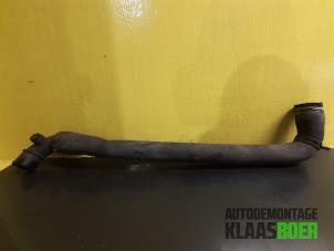 Gebruikte Radiateurslang BMW Mini One/Cooper (R50) 1.6 16V One Prijs € 12,50 Margeregeling aangeboden door Autodemontage Klaas Boer