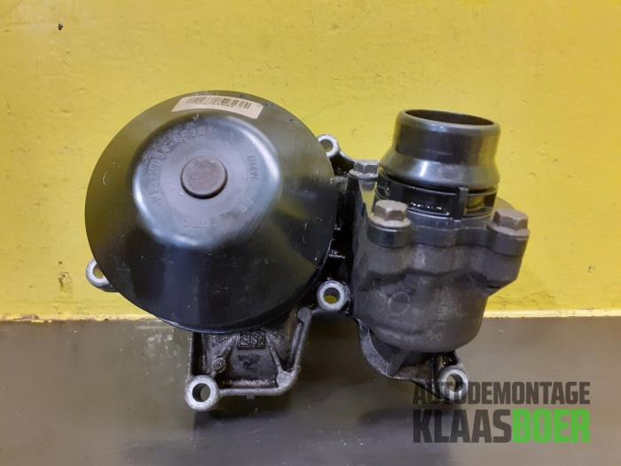 Gebruikte Waterpomp BMW 1 serie (E87/87N) 118d 16V Prijs € 47,50 Margeregeling aangeboden door Autodemontage Klaas Boer