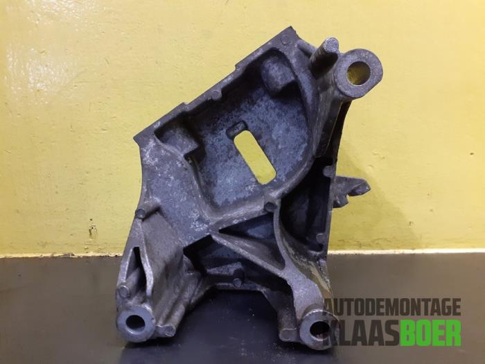 Gebruikte Motorrubber Opel Corsa D 1.2 16V Prijs € 20,00 Margeregeling aangeboden door Autodemontage Klaas Boer