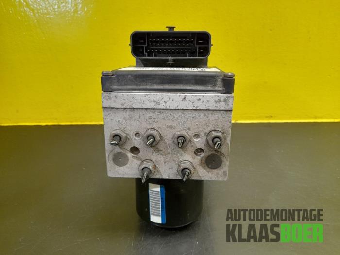 Gebruikte ABS Pomp Volkswagen Passat Variant (3C5) 1.9 TDI Prijs € 65,00 Margeregeling aangeboden door Autodemontage Klaas Boer