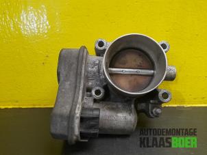 Gebruikte Gasklephuis Opel Vectra C GTS 2.2 DIG 16V Prijs € 25,00 Margeregeling aangeboden door Autodemontage Klaas Boer