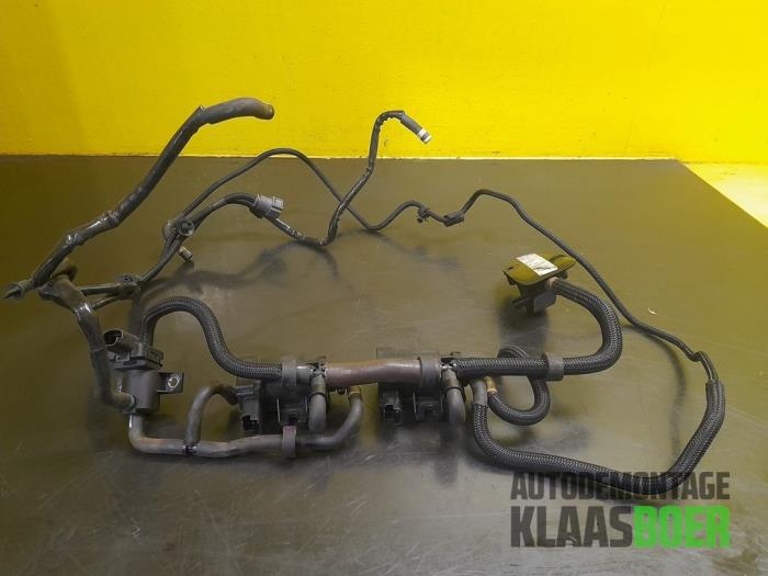 Gebruikte Turbodrukregelaar Peugeot 508 (8D) 2.0 Hybrid4 16V Prijs € 95,00 Margeregeling aangeboden door Autodemontage Klaas Boer