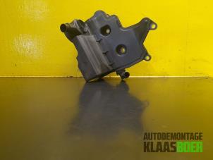 Gebruikte Carterventilatie BMW Mini One/Cooper (R50) 1.6 16V Cooper Prijs € 35,00 Margeregeling aangeboden door Autodemontage Klaas Boer