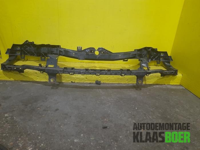 Frontpaneel van een Ford Focus 2 Wagon 1.6 16V 2005