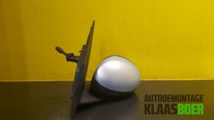 Gebruikte Spiegel Buiten links Toyota Aygo (B10) 1.0 12V VVT-i Prijs € 25,00 Margeregeling aangeboden door Autodemontage Klaas Boer