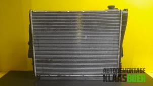 Gebruikte Radiateur BMW 3 serie (E46/4) 320d 16V Prijs € 50,00 Margeregeling aangeboden door Autodemontage Klaas Boer