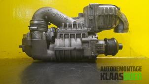 Gebruikte Compressor Mercedes C (W203) 1.8 C-200K 16V Prijs € 250,00 Margeregeling aangeboden door Autodemontage Klaas Boer