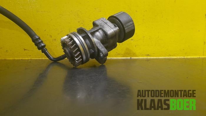 Gebruikte Servopomp Volkswagen Transporter T5 2.5 TDi PF Prijs € 100,00 Margeregeling aangeboden door Autodemontage Klaas Boer