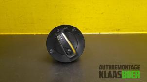 Gebruikte Licht Schakelaar Volkswagen Golf VI Variant (AJ5/1KA) 1.2 TSI BlueMotion Prijs € 25,00 Margeregeling aangeboden door Autodemontage Klaas Boer