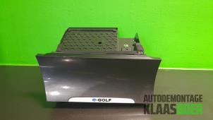 Gebruikte Opbergvak Volkswagen Golf VII (AUA) e-Golf Prijs € 22,50 Margeregeling aangeboden door Autodemontage Klaas Boer