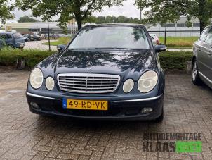 Gebruikte Motorkap Mercedes E (W211) 2.7 E-270 CDI 20V Prijs € 175,00 Margeregeling aangeboden door Autodemontage Klaas Boer