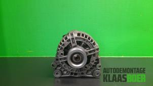 Gebruikte Dynamo Volkswagen Golf Plus (5M1/1KP) 1.4 FSI 16V Prijs € 45,00 Margeregeling aangeboden door Autodemontage Klaas Boer